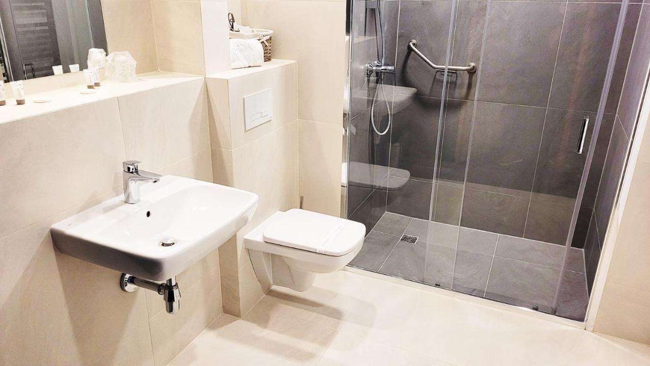Hotel Katowice Premium Екстер'єр фото